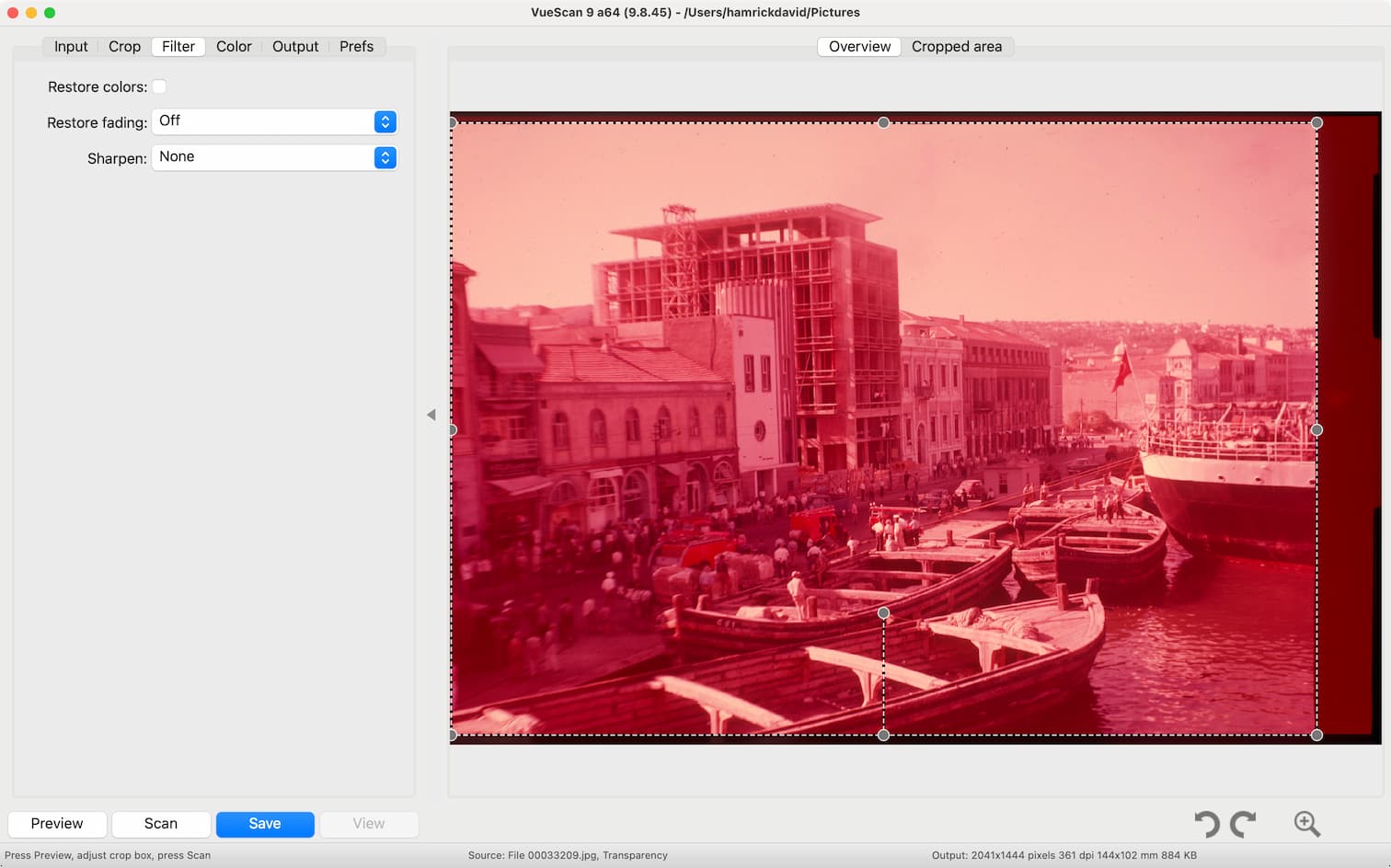 VueScan Screenshot showing the before image of AI-powered fading correction